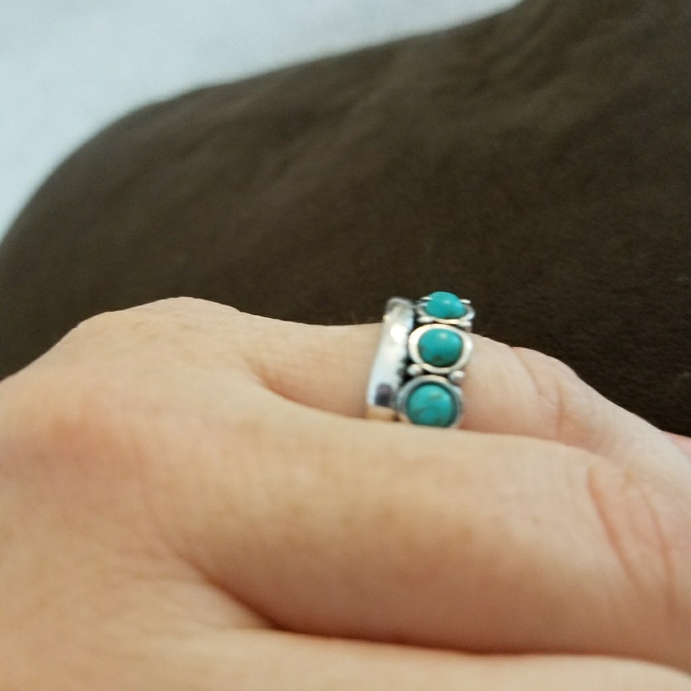 Turquoise - Picture 2 of 2
